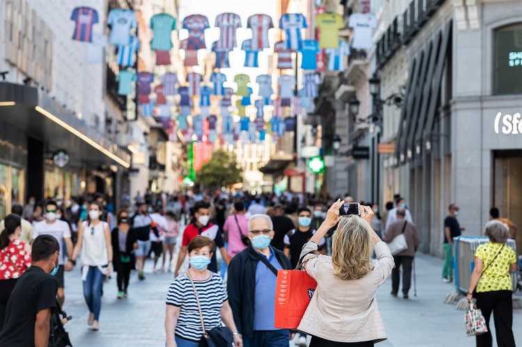 LaLiga y el Ayuntamiento de Madrid. Exposición camisetas 1. Junio 2020