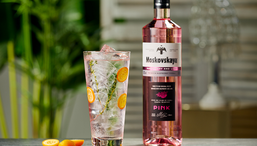 El vodka Moskovskaya elige agencia para renovar su marca