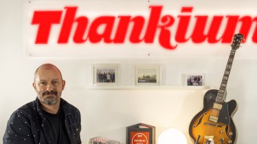 Oscar Gil, director creativo ejecutivo de la agencia Thankium
