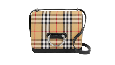 Burberry saca a concurso su cuenta mundial de medios
