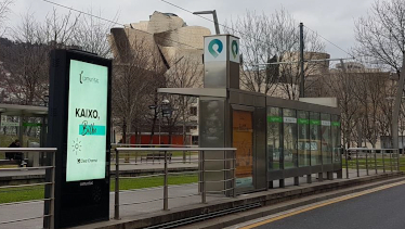 Clear Channel amplía su cobertura de mobiliario urbano digital a Bilbao, Vitoria y Valencia