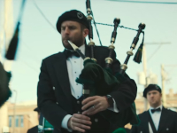 Guinness también se queda en casa