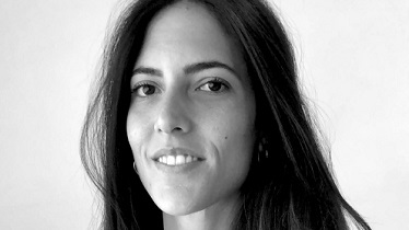 True incorpora a Alejandra Santos como directora de cuentas