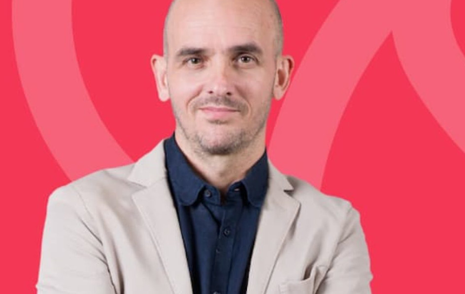 Óscar Cerezales, promocionado en MCI