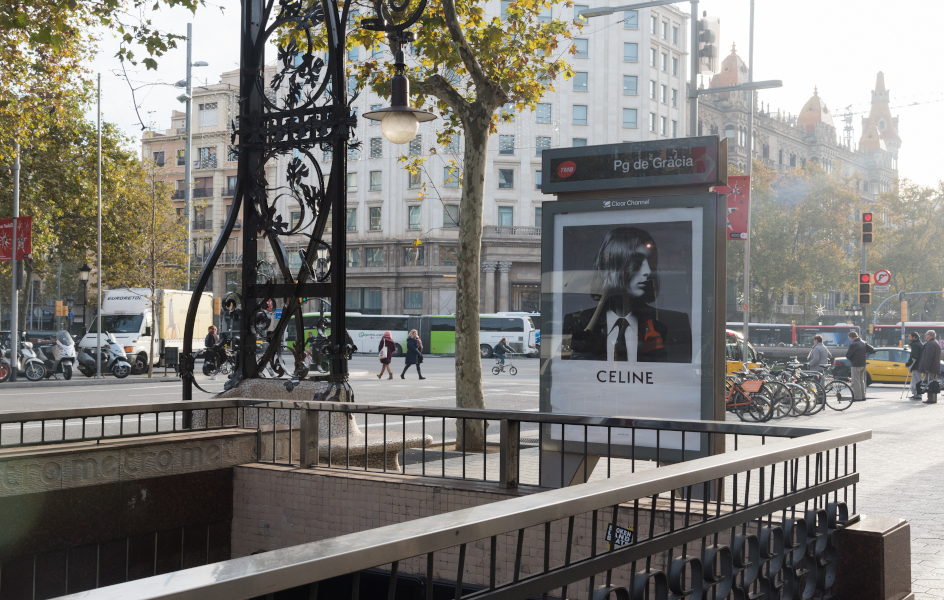 Clear Channel mantiene la gestión del mobiliario urbano de Barcelona
