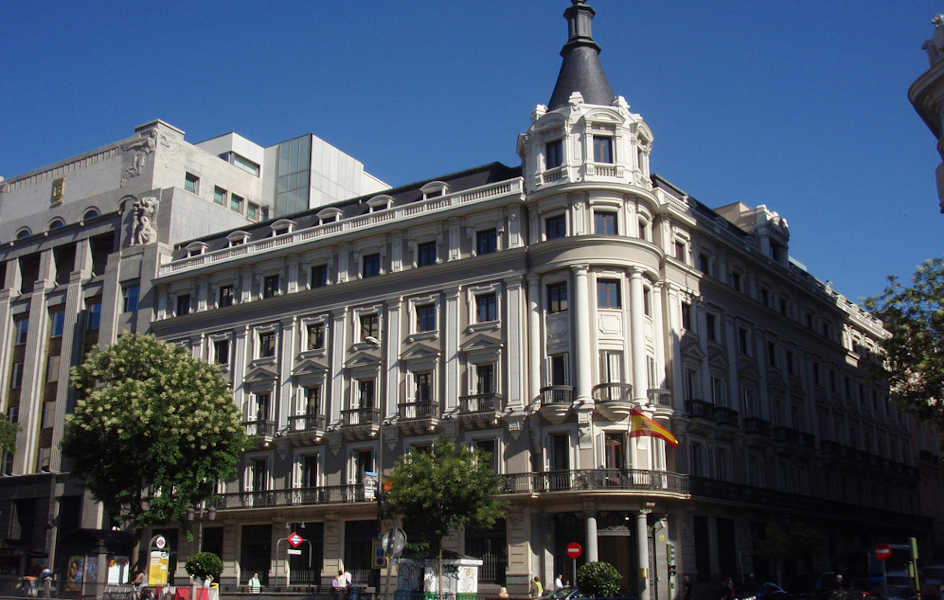 La CNMC pone cifra al negocio publicitario de Google y Facebook