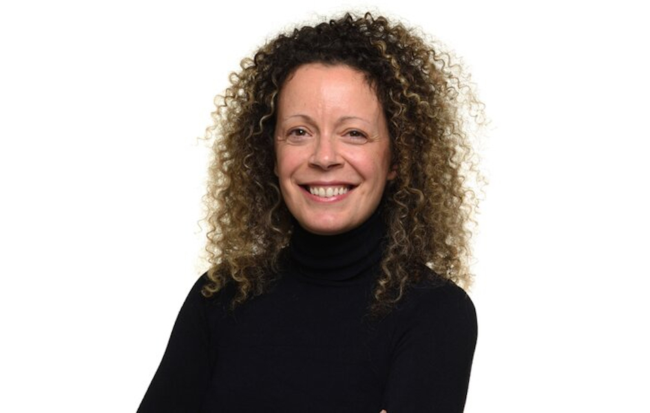 UM nombra una directora mundial de clientes