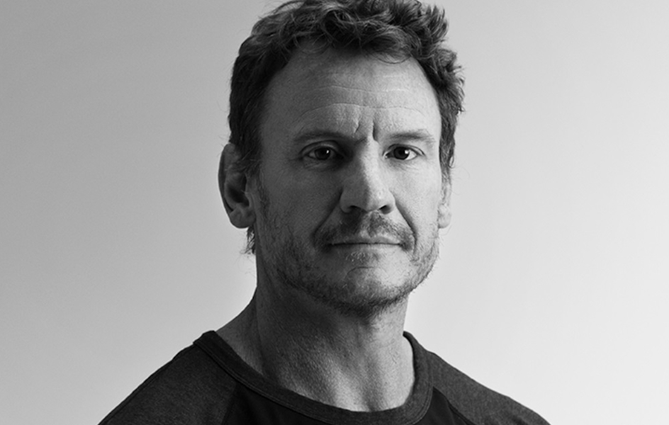Nick Law sale de Apple