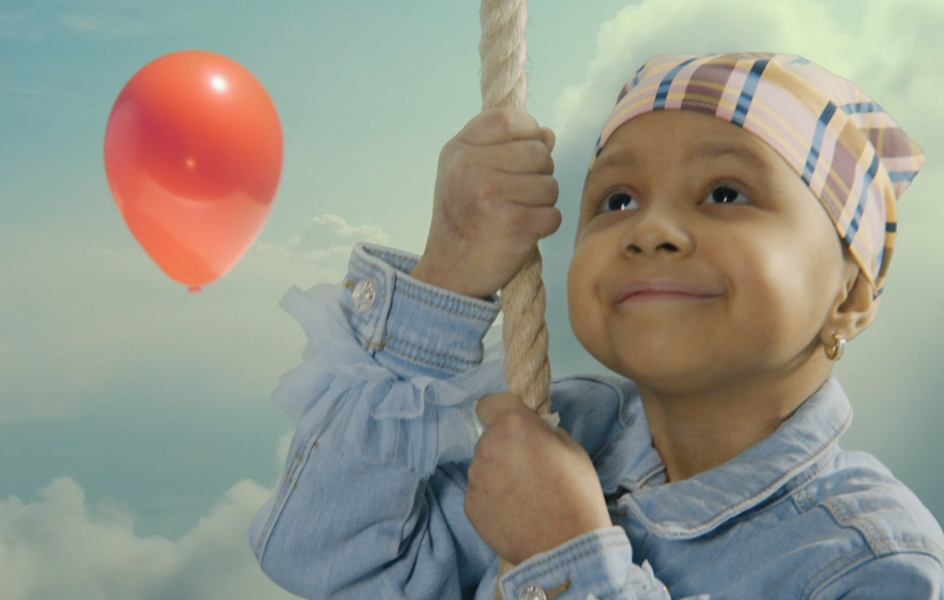Así celebran los niños su despedida de la quimio