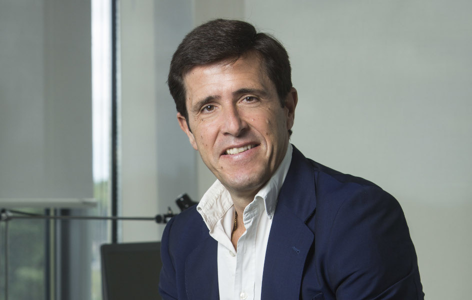 Javier López Zafra, reelegido presidente de la AEA