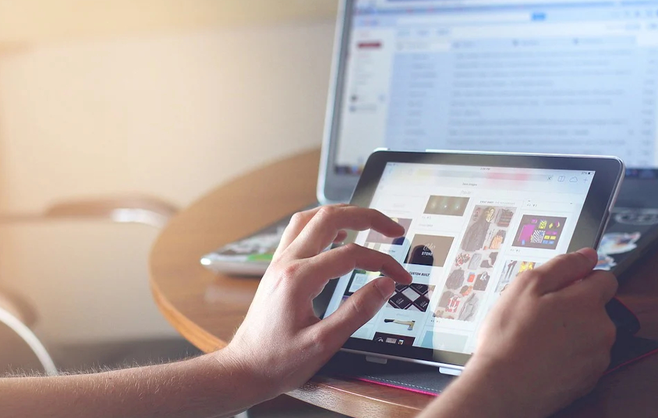 Outbrain lanza una plataforma de optimización holística de negocio para 'publishers'