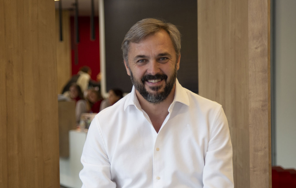 Óscar Dorda, director general de Arena Media: “Esto es producto de una combinación de consistencia y constancia”