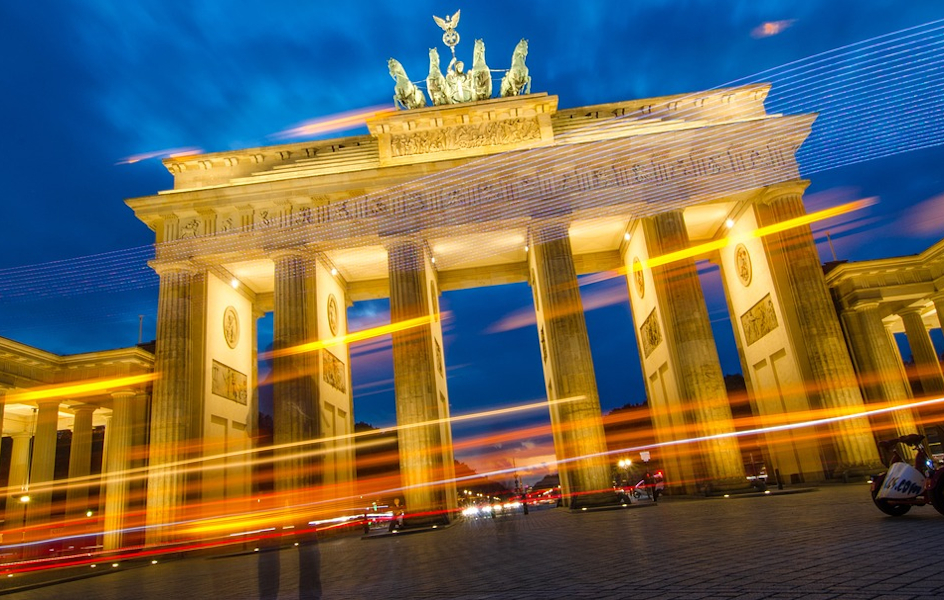 Tras el Brexit, Mother llega a Europa desde Berlín