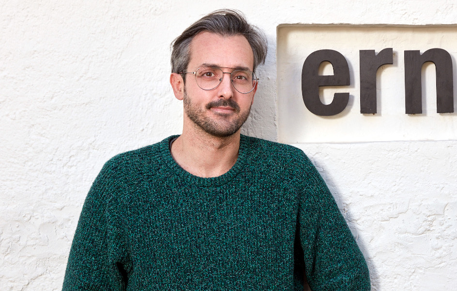 Ernest incorpora a Quique Torres como ‘social creative director’