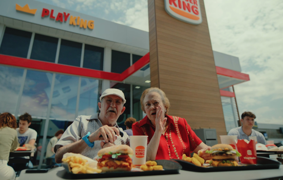 Burger King elige a los protagonistas perfectos para anunciar su promo de verano