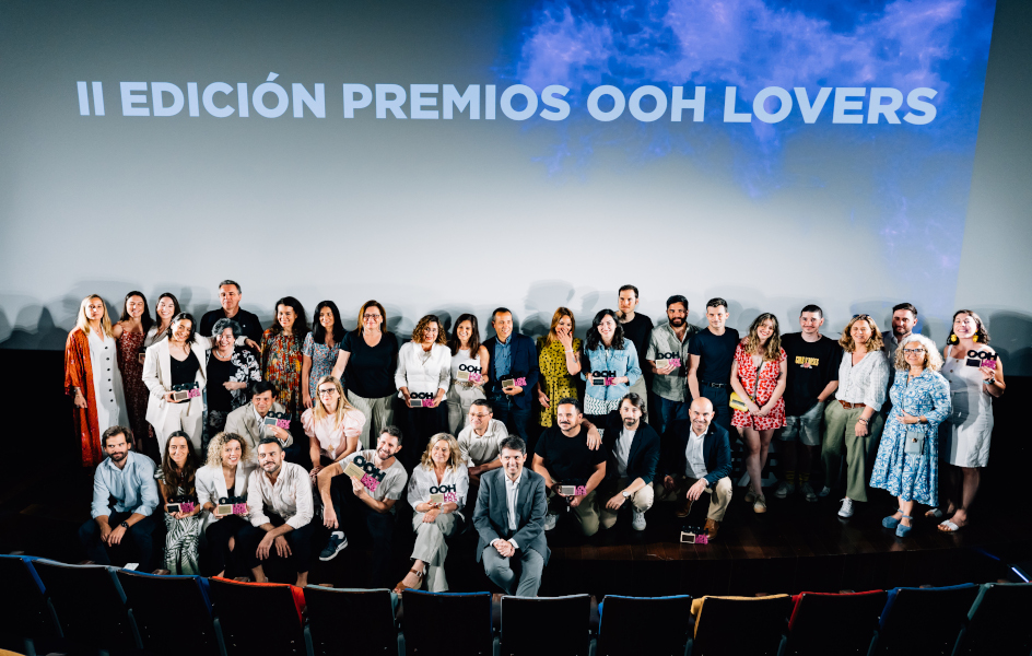 ‘Neones sinceros’, de La Despensa y Mediaplus Alma para Médicos del Mundo, gran premio en los OOH Lovers