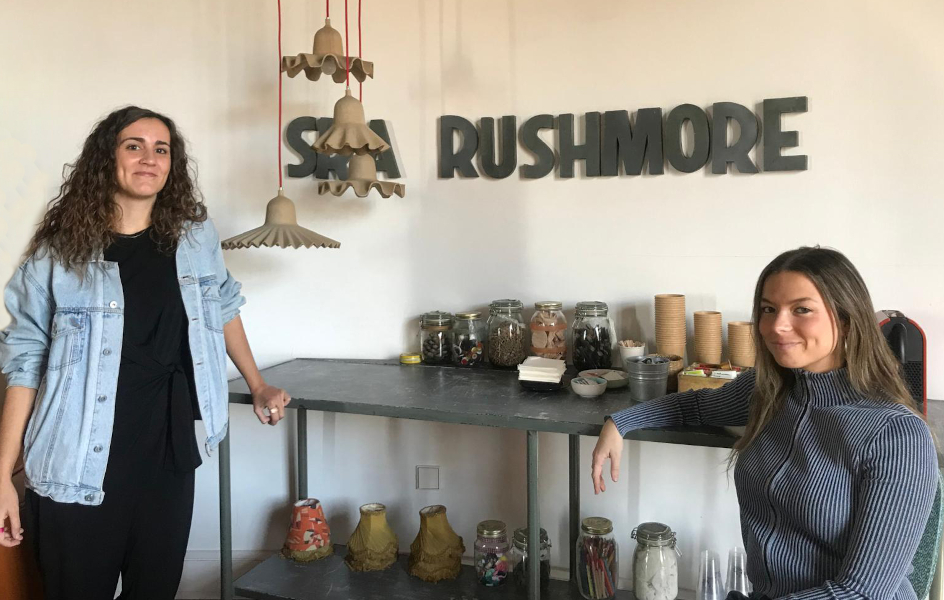 Sra. Rushmore hace dos fichajes para su equipo de ‘social media’