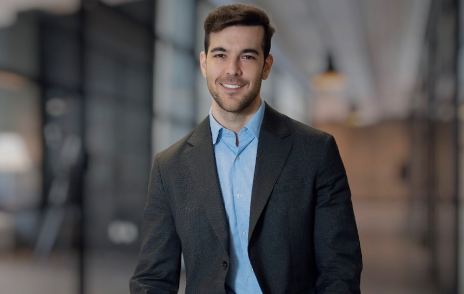 Alberto Valentín será director de asuntos públicos en Hill & Knowlton