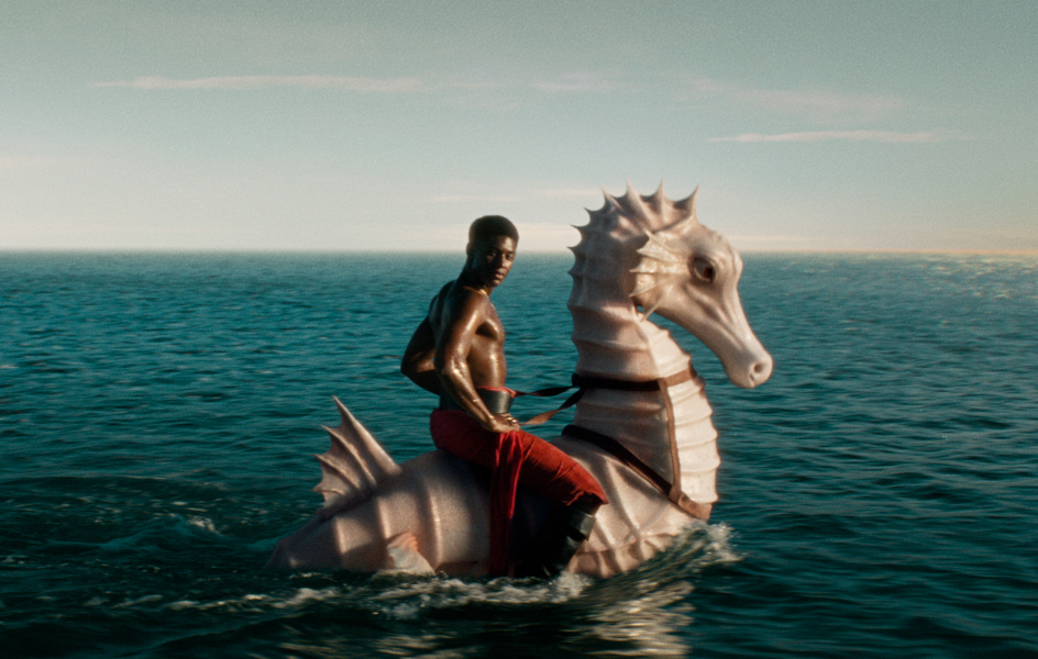 Así es la primera campaña europea de Burns para Old Spice