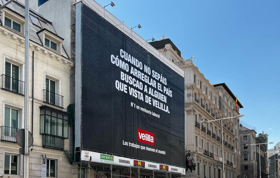 Una campaña exterior marca el inicio de la colaboración entre Sra. Rushmore y la marca de vestuario laboral Velilla