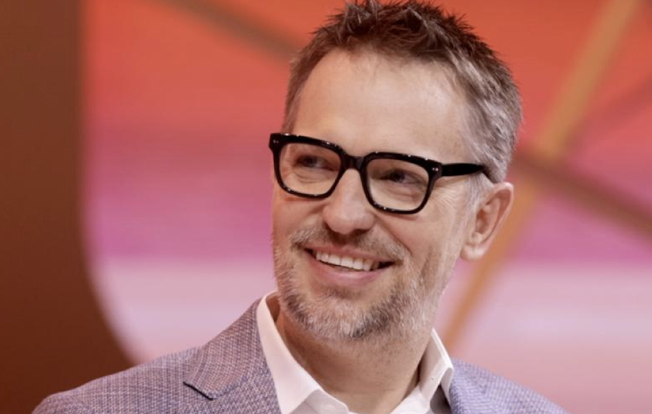 El CEO de LinkedIn reconoce que su herramienta de IA no despega