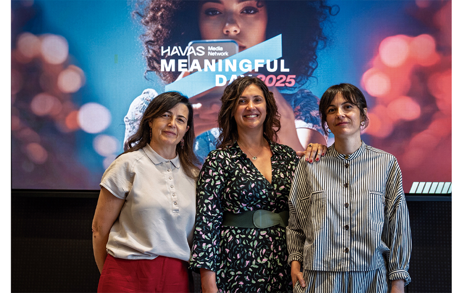 De izq. a dcha. Dionisia Mata, Elena Corpas y Alejandra Chacón