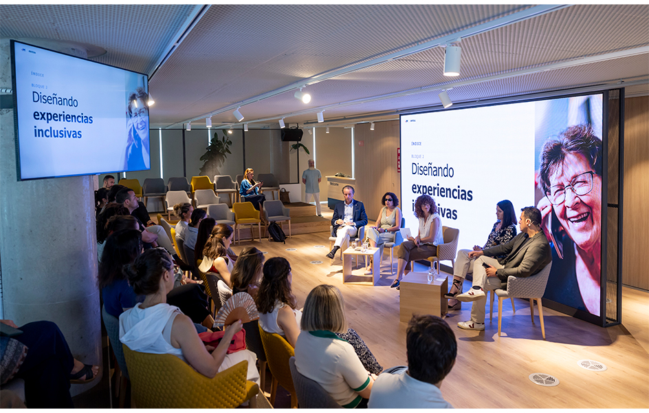 Un momento de la mesa redonda organizada por Merkle (dentsu)