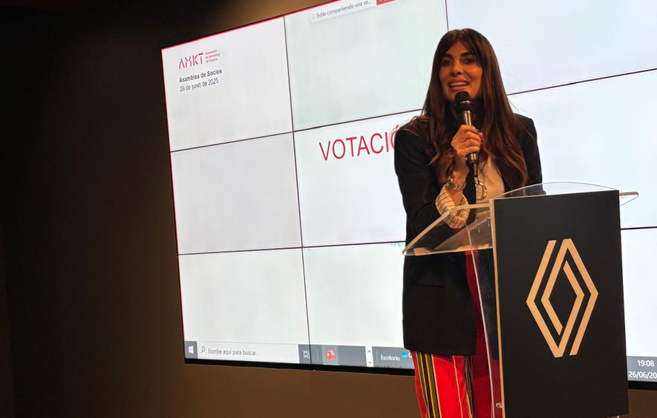 Beatriz Navarro, nueva presidenta de AMKT