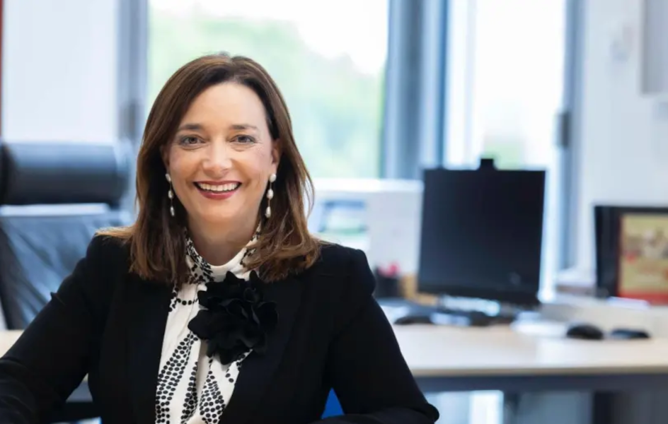 Banco Sabadell asciende a Virginia Zafra a la dirección general de comunicación e imagen corporativa