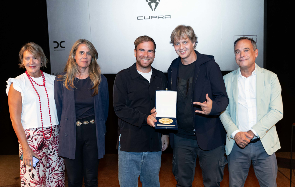 De izquierda a derecha: Silvia Bajo (AEA), Marta Gutiérrez ( Dentsu Creative), Patrick Sievers e Ignasi Prieto (Cupra) y César Vacchiano (Scopen).  De izquierda a derecha: Silvia Bajo (AEA), Marta Gutiérrez ( Dentsu Creative), Patrick Sievers e Ignasi Prieto (Cupra) y César Vacchiano (Scopen).