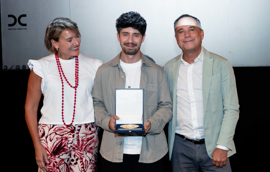 Sergio García (PS21), flanqueado por Silvia Bajo (AEA) y César Vacchiano (Scopen). Sergio García (PS21), flanqueado por Silvia Bajo (AEA) y César Vacchiano (Scopen).