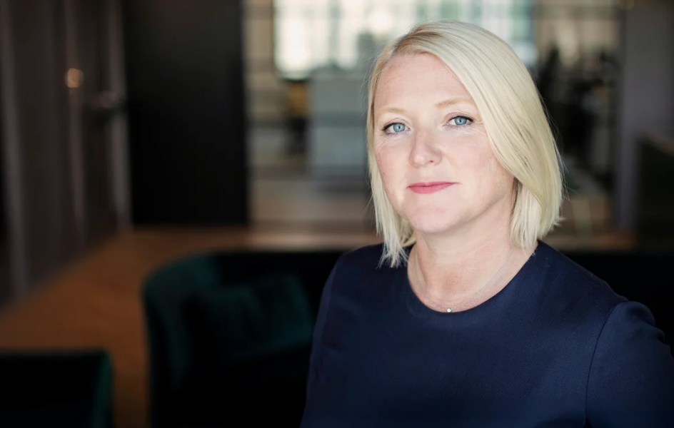 La presidenta mundial de VML, Mel Edwards, anuncia su retirada