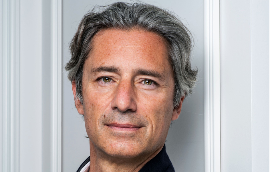 XI Mentes que despiertan Mentes: Laurent Solly