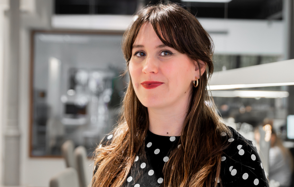 Apple Tree refuerza su equipo de salud con la promoción de Clara Martínez