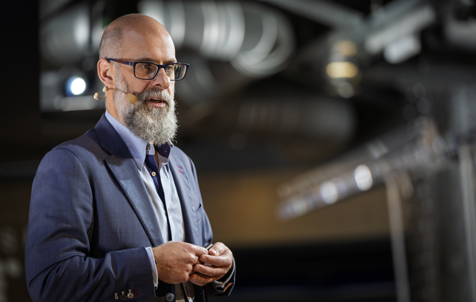 Cuando la IA lo cambia todo… menos lo más importante: las personas