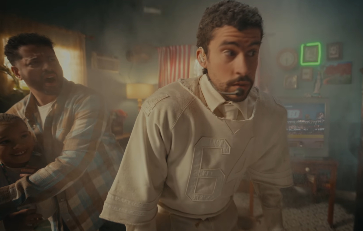 Un momento del espectáculo del intermedio de la Super Bowl compartido por la NFL en YouTube. Un momento del espectáculo del intermedio de la Super Bowl compartido por la NFL en YouTube.