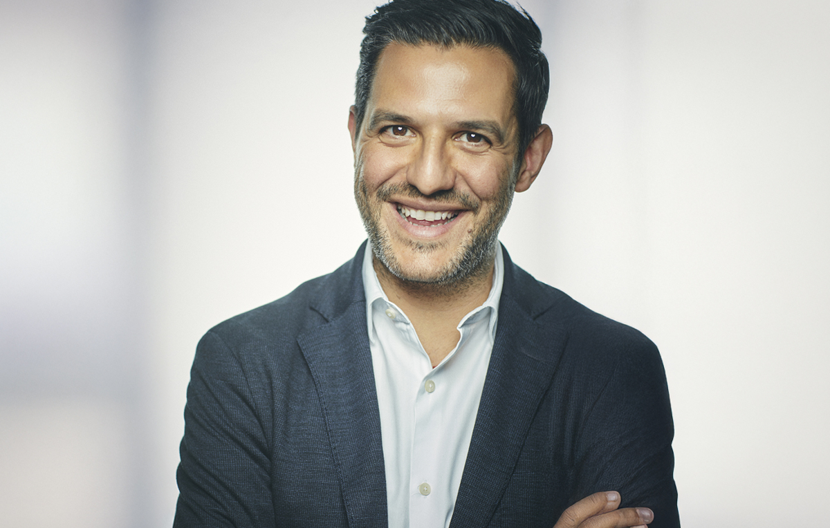 Roberto Carreras finaliza su etapa en LLYC