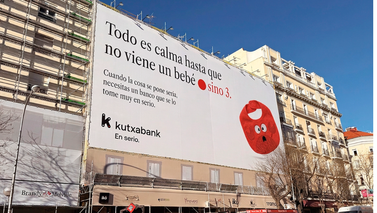 KUTXABANK Lona Nos tomamos en serio Marzo 2026
