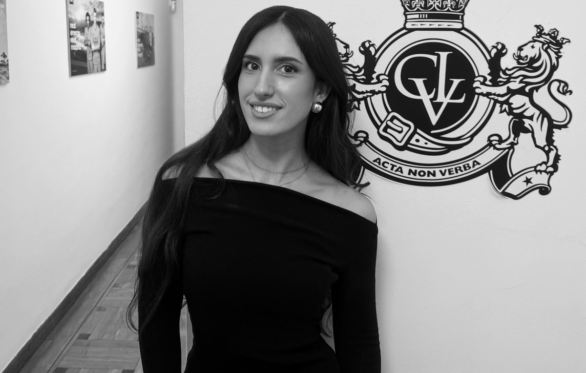 Fichaje en el área de cuentas de CLV