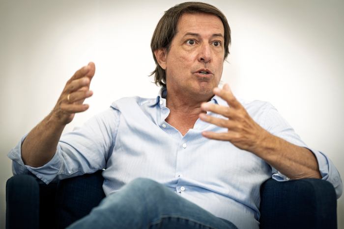 Luis Dorado, en un momento de la conversación (Botán Fotógrafos)