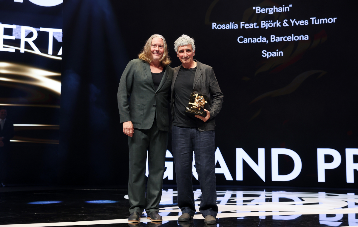 Momento de la entrega del GP a Canadá. Imagen: Cannes Lions. Momento de la entrega del GP a Canadá. Imagen: Cannes Lions.