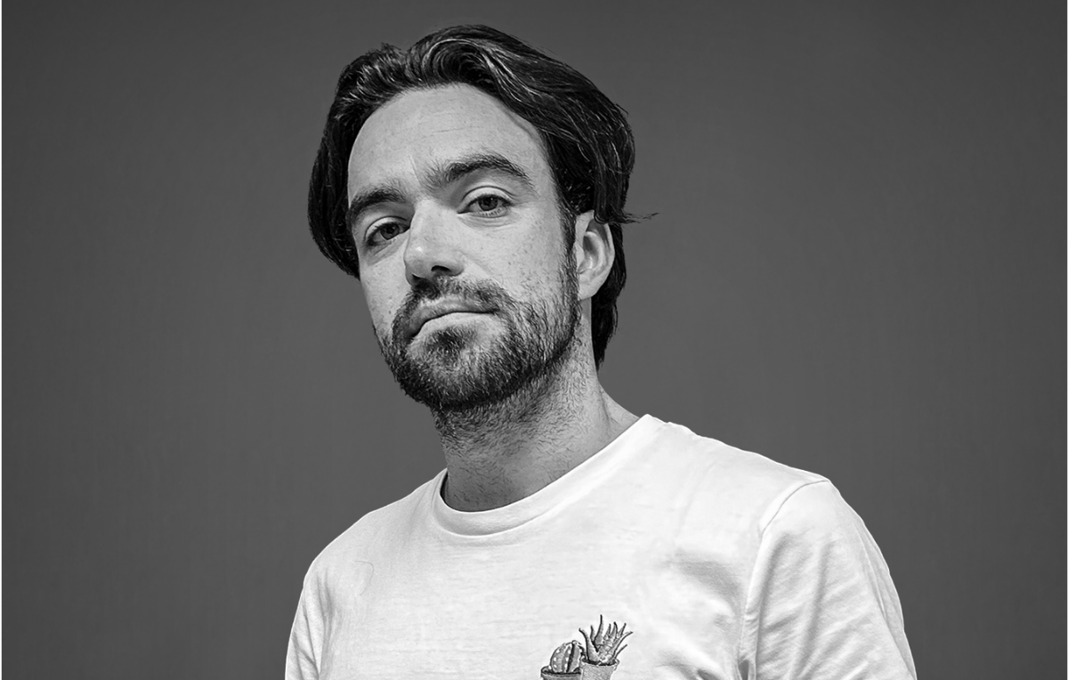 Álvaro Flórez, de El Ruso de Rocky a Fuego Camina Conmigo