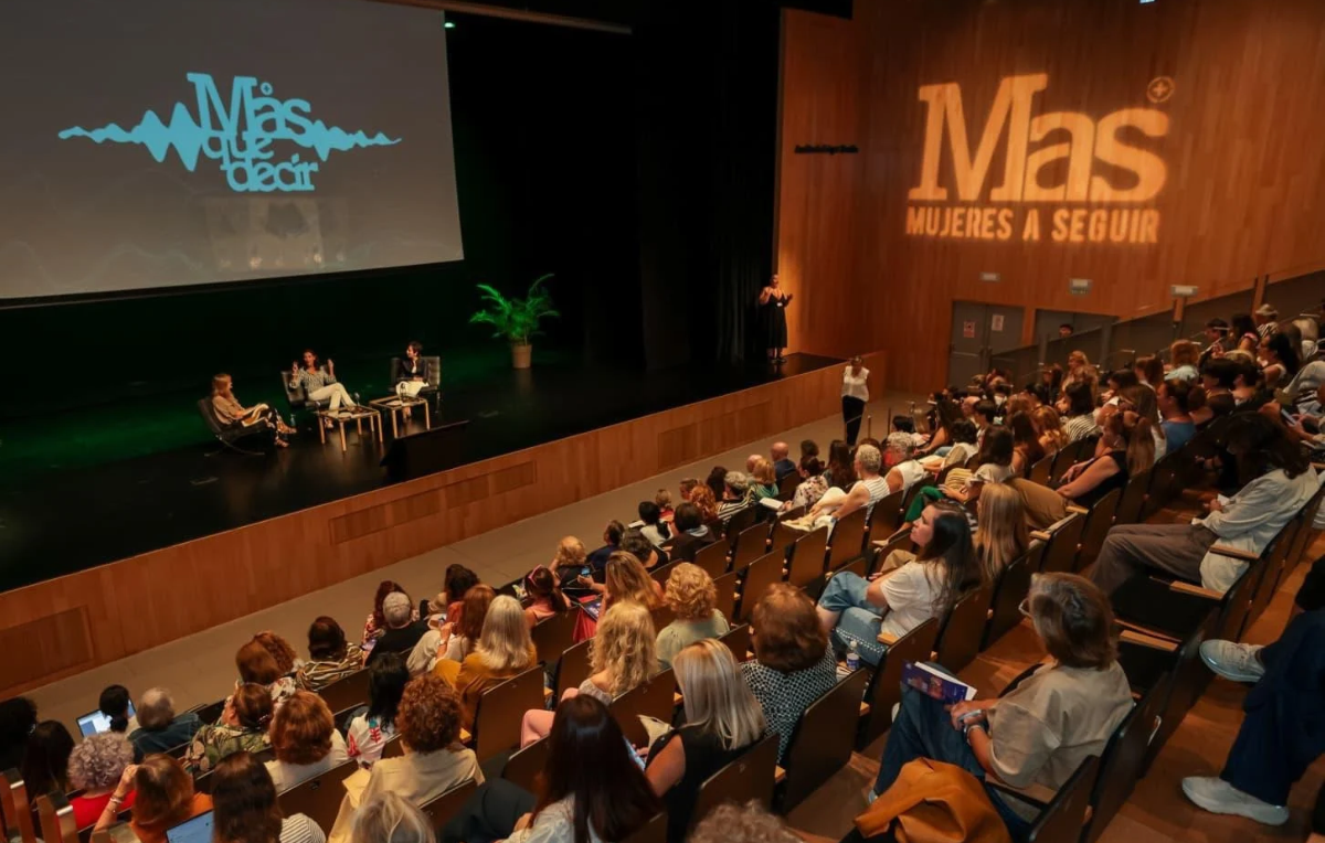 Cerca de trescientos profesionales se dieron cita en el IV Foro Mujeres que Cambian el Mundo