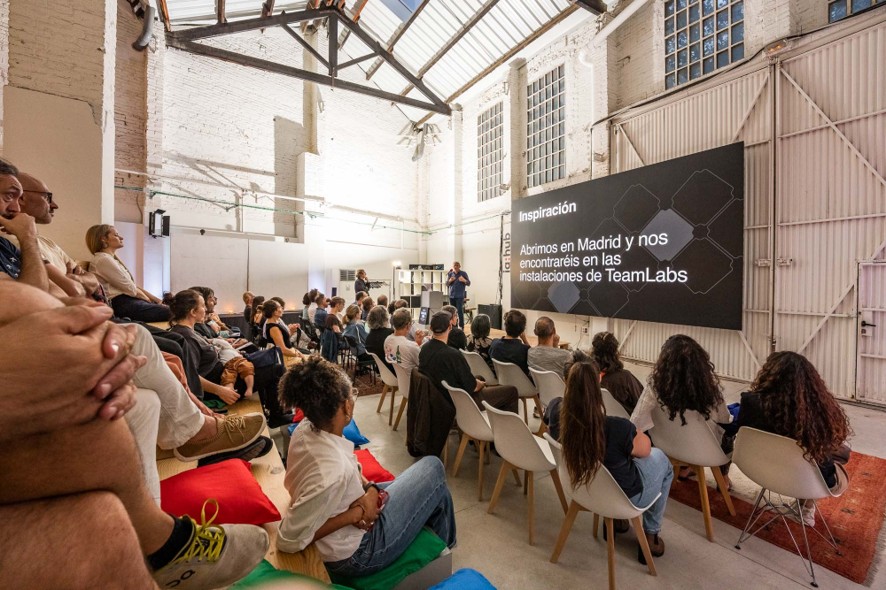 IA Hub llega a Madrid en colaboración con TeamLabs