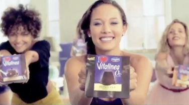 Vitalínea lanza en televisión su gama de postres