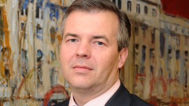 Bill Derrenguer, nuevo presidente de AMPE