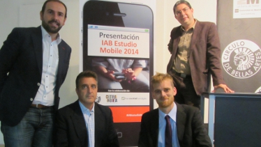 Marketing móvil: IAB desmonta la teoría de que se pincha en la publicidad por error