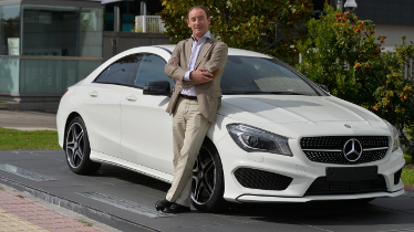 Óscar Rubira deja la dirección de marketing de automóviles de Mercedes