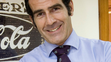 Carlos Chaguaceda es el nuevo dircom de la Asociación Española de la Industria Eléctrica