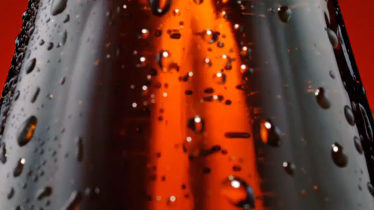 Coca-Cola conmemora el centenario de su botella con una campaña mundial